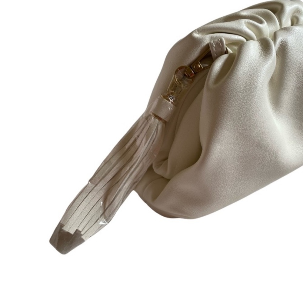 New Understated Leather clamshell clutch  Vegan Leather handbag/Crossbody ivory - Picture 6 of 16